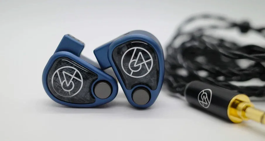 Are IEMs Better Than Headphones for Gaming
