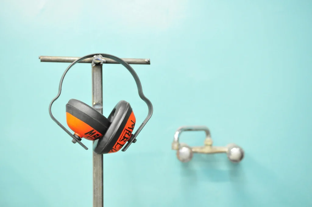 Best Noise Cancelling Headphones for Lawn Mowing