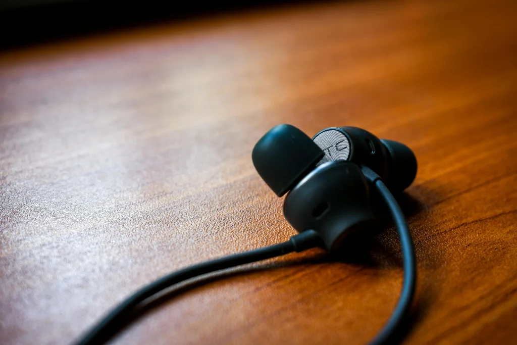 Best Noise Cancelling Wired Earbuds
