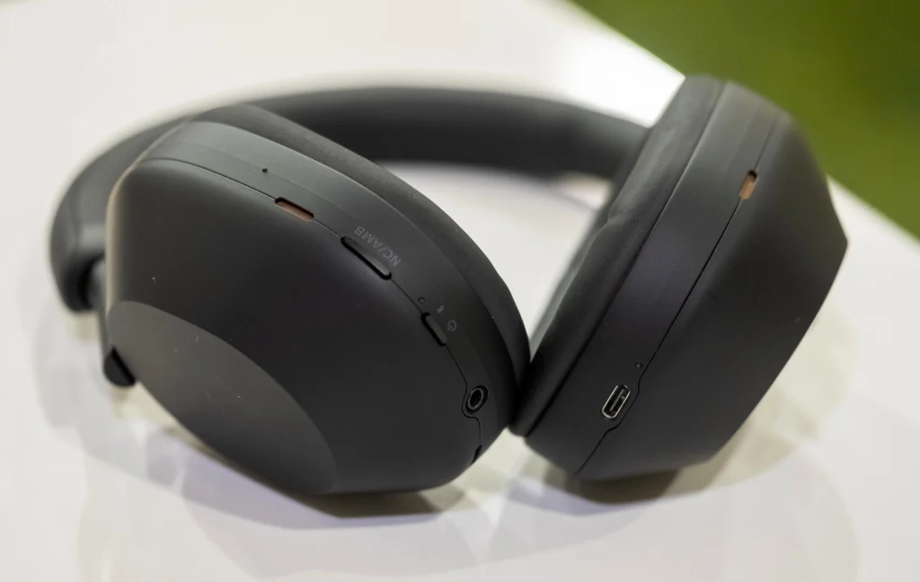 How to Get Rid of Oil Marks on Sony Headphones